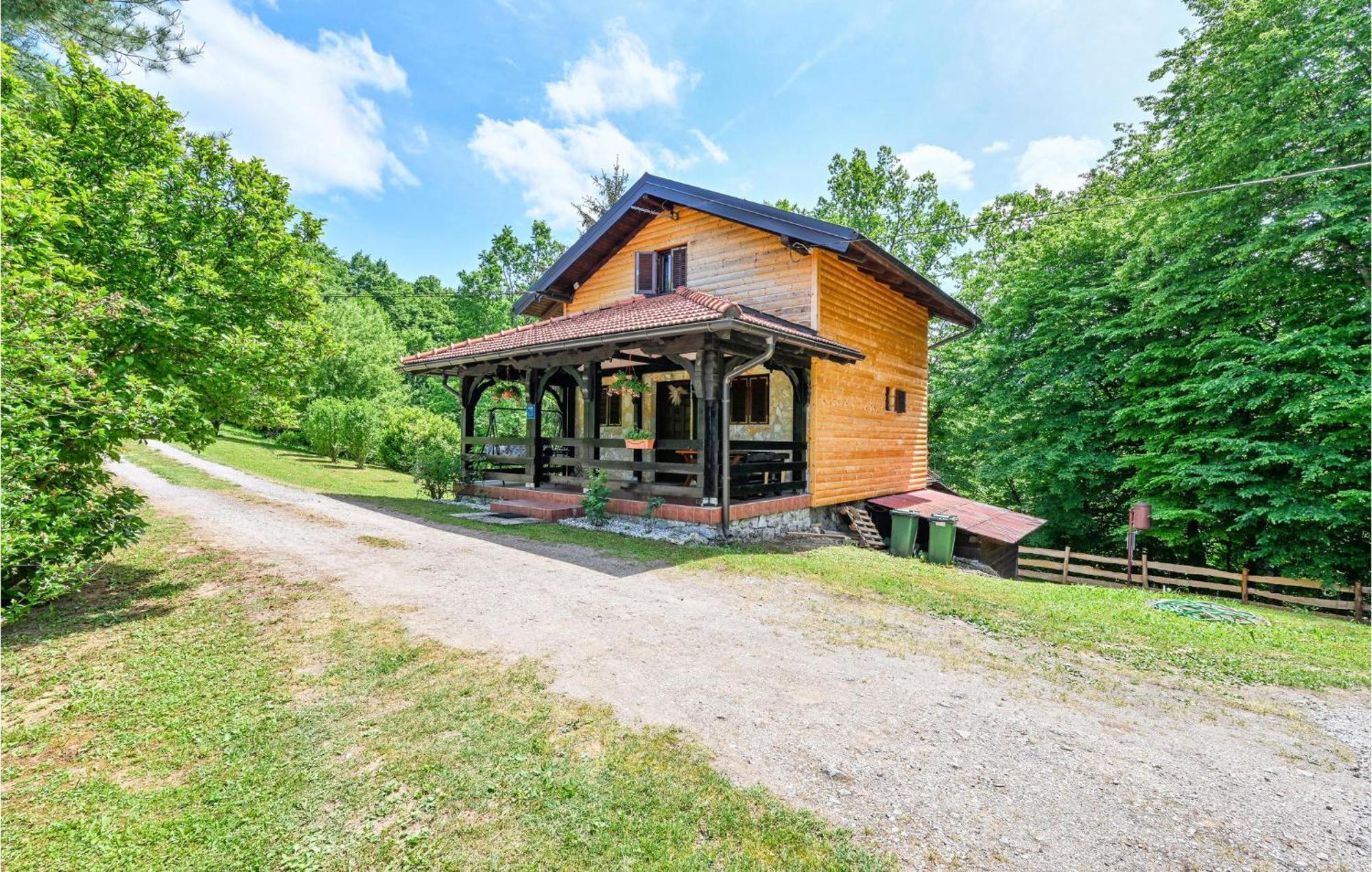 2 Bedroom Gorgeous Home In Gornje Stative Exterior photo