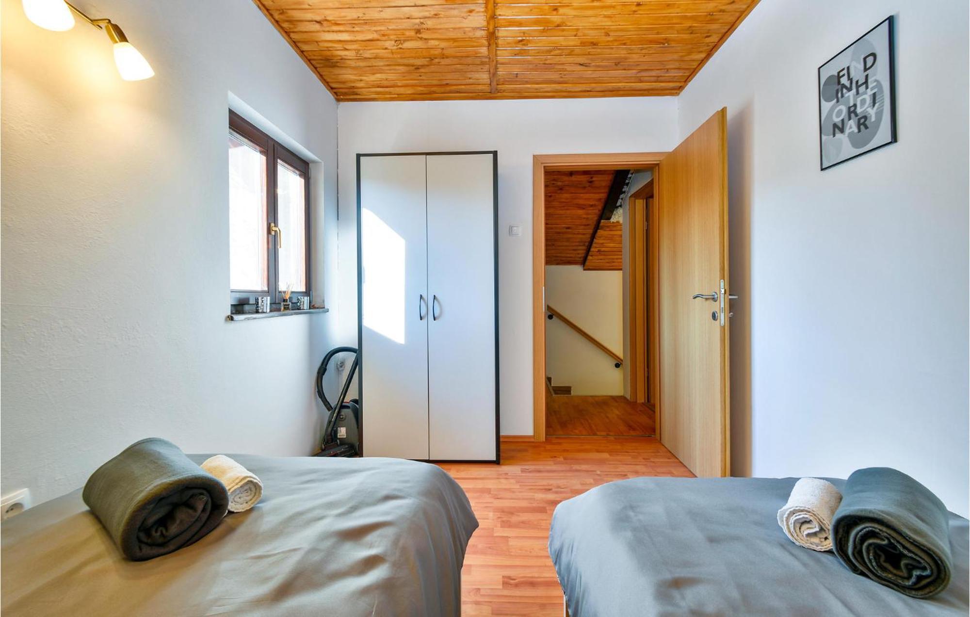 2 Bedroom Gorgeous Home In Gornje Stative Exterior photo