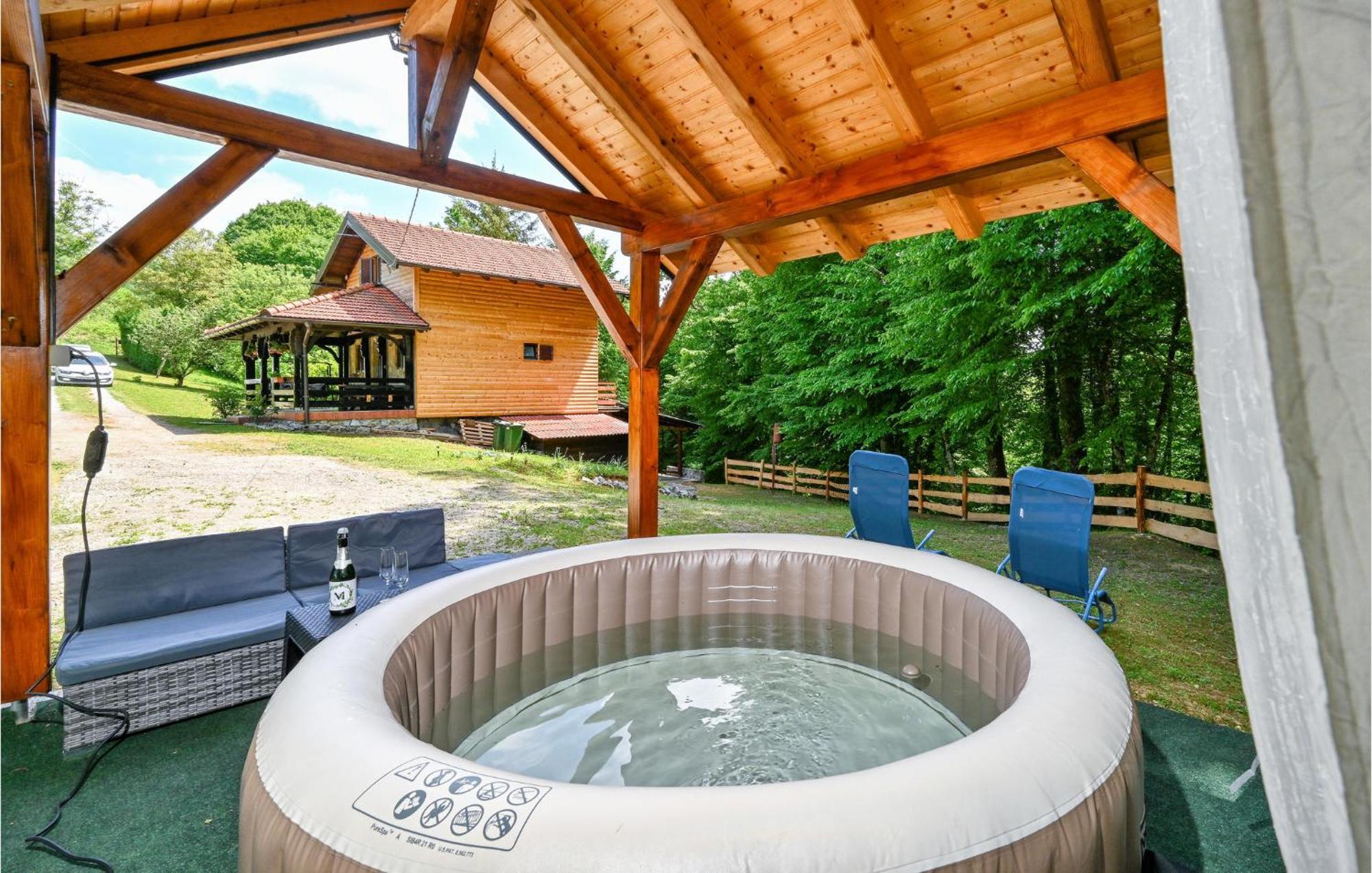 2 Bedroom Gorgeous Home In Gornje Stative Exterior photo